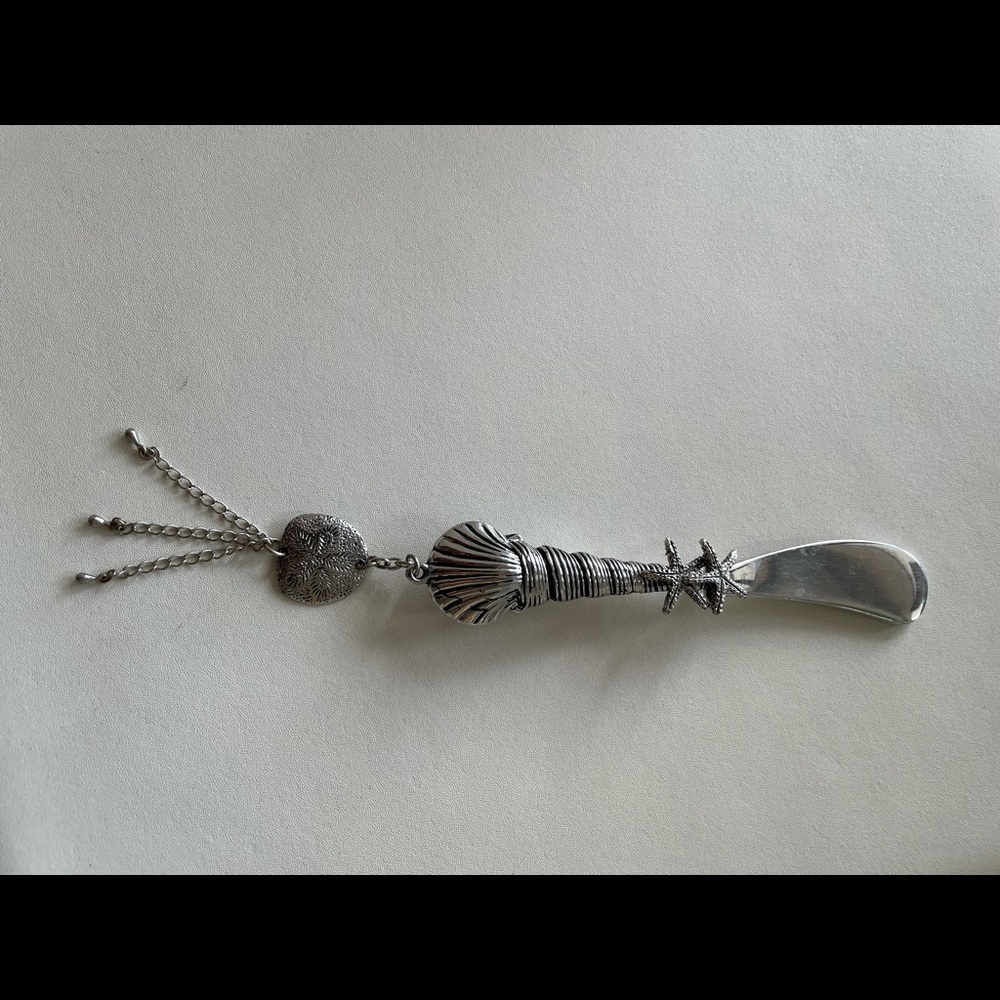 Cheese knife